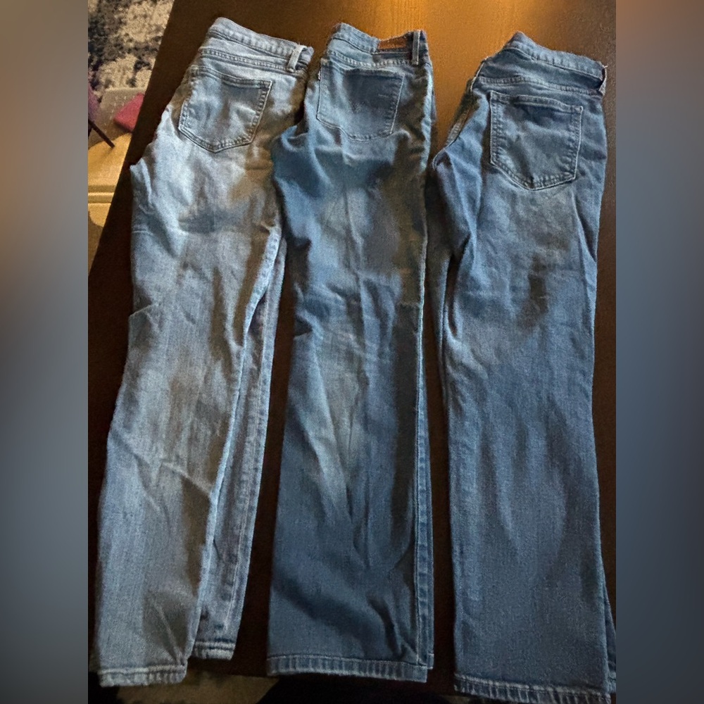 GAP Women's Straight Leg Jeans in Light Blue